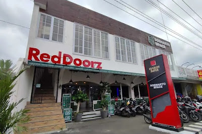 RedDoorz near Rita Super Mall Purwokerto