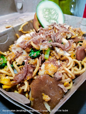 Pawon Teh Hanny Restaurant