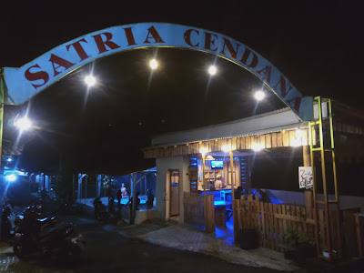 River Side Cafe