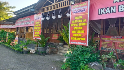 Tabaruuk Village Fried Chicken Lesehan Restaurant
