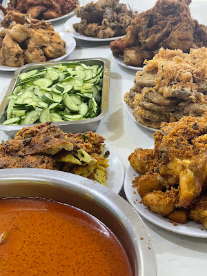 RM Padang PUSAKO Minang Pasir Lor