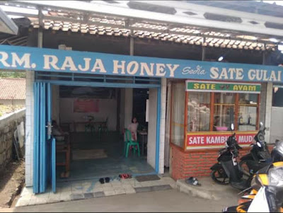 RM. Raja Honey , Sate dan Gule