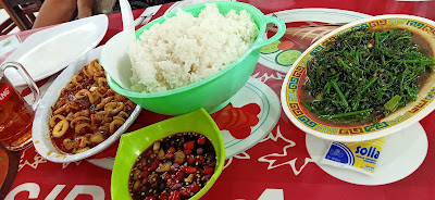 RM Risma seafood (Pasar Ikan Pangandaran)