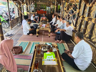 RM Saung Lesehan Agus Kucir