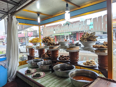 RM. Semangat Baru Masakan Padang