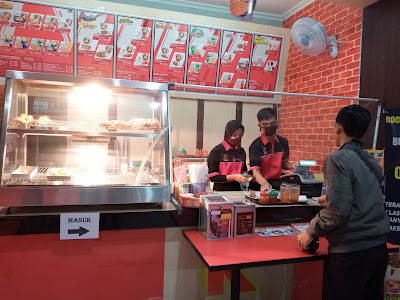 Rocket Chicken Kemangkon