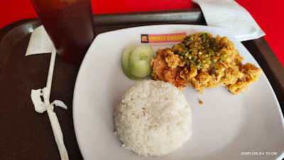 Rocket Chicken Nusawungu