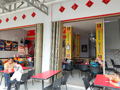 Rocket Chicken Widara Payung