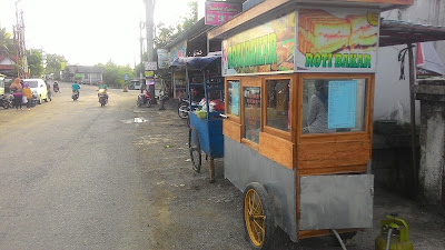 ROTI BAKAR ATM(Anget Tur Maregi)