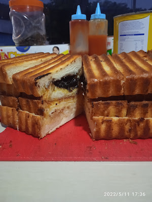 ROTI BAKAR KEDAWUNG
