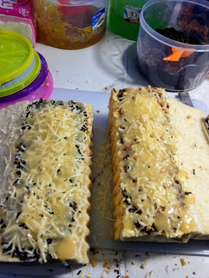 Roti bakar Unyil
