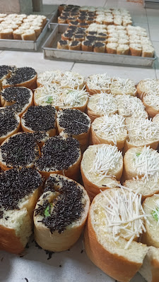 Roti gulung putri tunggal