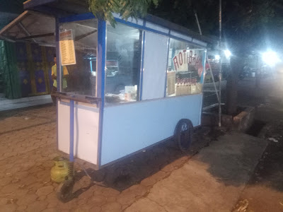 Roty Bakar Timbul