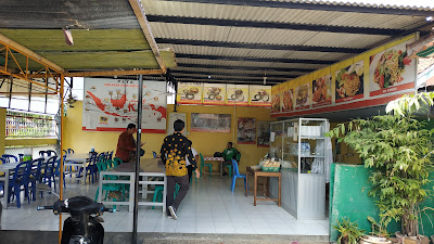 Rumah Makan Brekecek Pathak Jahan Bu WIDI