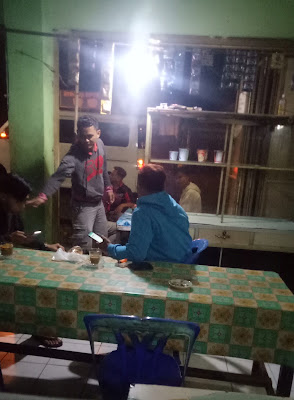 Rumah Makan Campursari dan Agen Travel