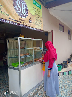 Rumah Makan "Mang SYaroH"