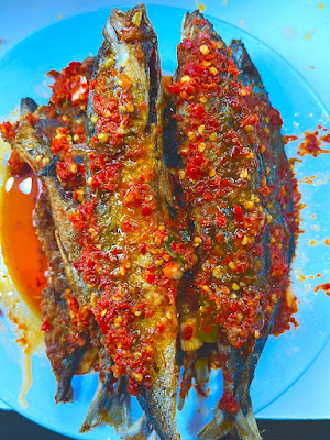 RUMAH MAKAN MINANG SERASI