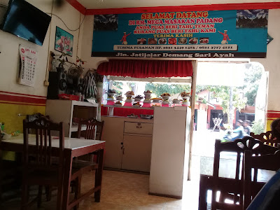 Rumah Makan Padang MEGA
