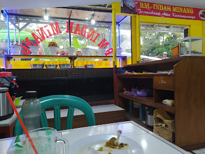 Rumah Makan Padang Muslim Bundo Mario
