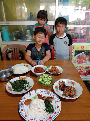 Rumah Makan Pondok Minang Langensari