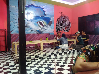 Rumah Makan Seafood Ndoweerr