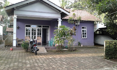 RUMAH UNGU WISASTRO