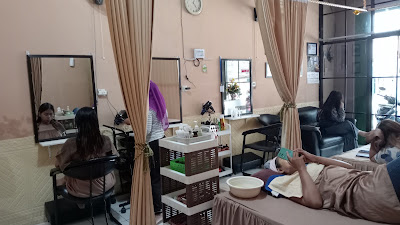 Salon tina lie
