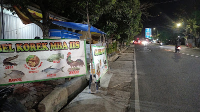 Sambel korek mba IIS, Ayam goreng ,Bebek goreng ,lele goreng