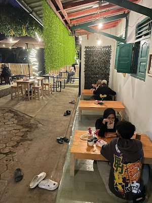 Sandaran Caffee