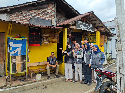 Sangkar Burung Giri Manuk