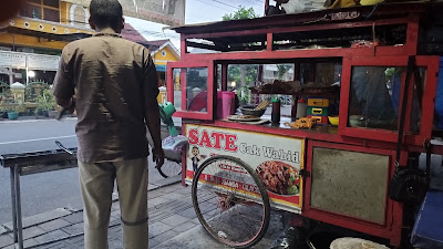 Sate Ayam dan Kambing khas Madura - Cak Wahid