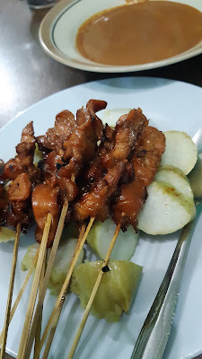 Sate Ayam Khas Blater Bpk. Indra