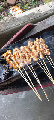 sate ayam pak is