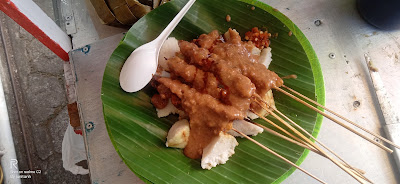 Sate ayam Pak Woro