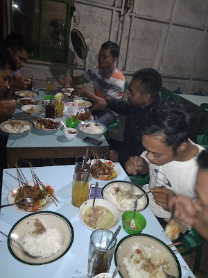 Sate bebek Bu nani.tambak banyumas