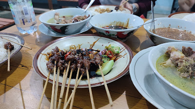Sate Bebek Tambak "Si Kembar" Sumpiuh
