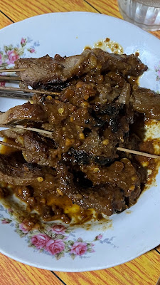 Sate Donal pak Saji