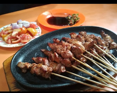 Sate gule tongseng kambing ibu Nok
