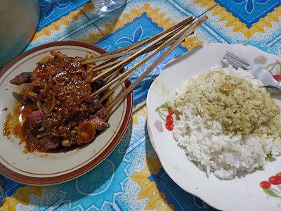 Sate kambing dan ayam pak tukul kroya
