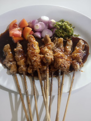 Sate kambing muda ripan 9 Losari depan SPBU Losari cilongok