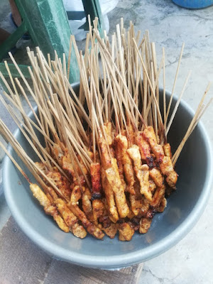 Sate Lontong "Ummu Zhufairah"
