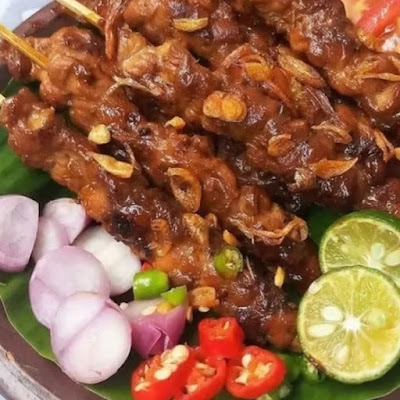 Sate Mbak Denung Sumampir