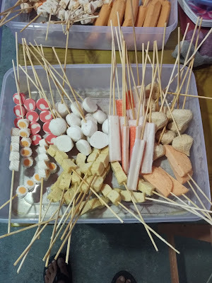 Sate Seafood dan Es Segar