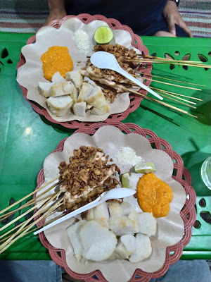 Sate Taichan TB & Ayam Goreng Bae