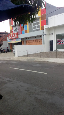 Satria Busana