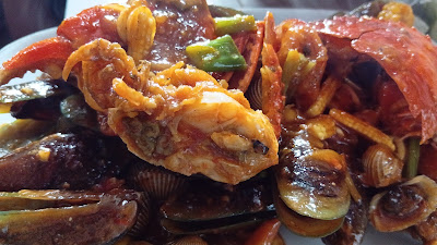 SEAFOOD LESTARI