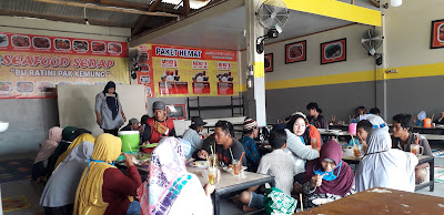 Seafood sedap bu Ratini pak Kemung