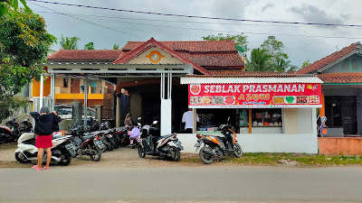 Seblak Prasmanan A Jayus