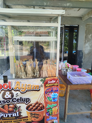 Sempol Ayam & Bakso Celup