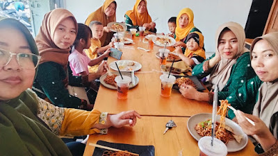 SensaMie Kedai Makanan dan Minuman